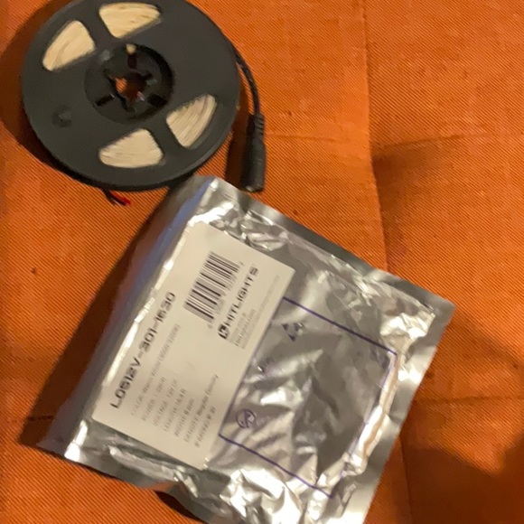 HitLights: Warm White LED Strip Lights (3000-3200K) - Picture 6 of 6